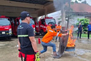 Pelatihan Damkar D